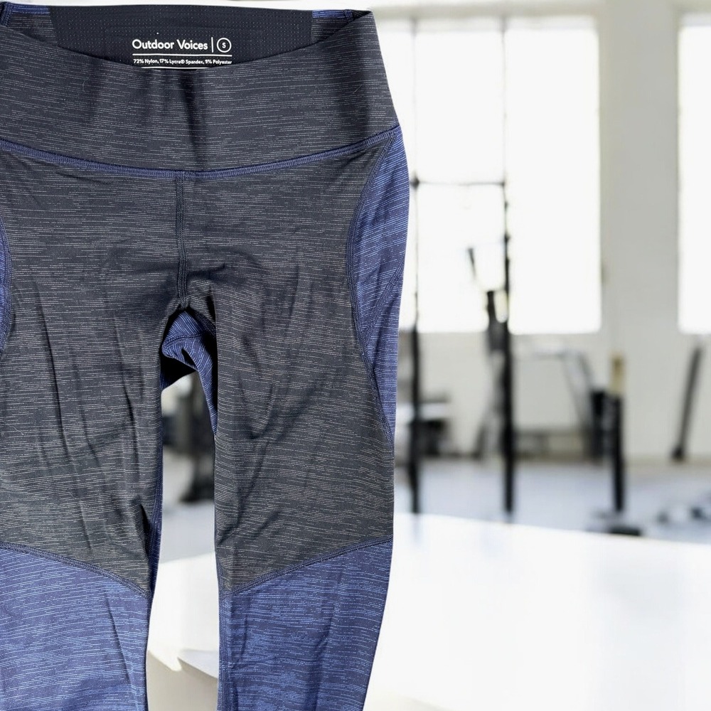 Outdoor Voices Leggings‎ Women S Athletic Blue Gray Striped Activewear Pants